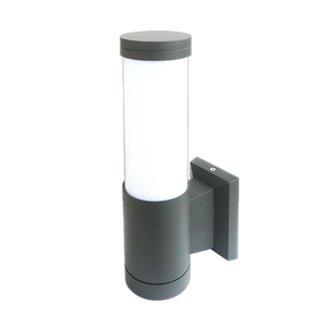 Wall light fixture